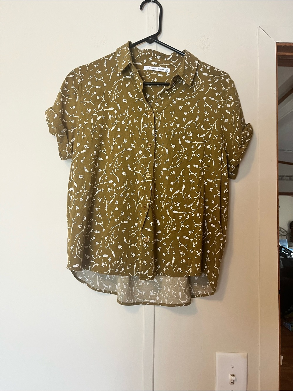 Samsoe Samsoe Majan SS Button Down Shirt Floral Viscose Olive Green Earth Tones